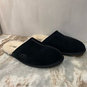 UGG Men's Scuff Slippers Black Suede Sheepskin Lined EUC (Size 12)